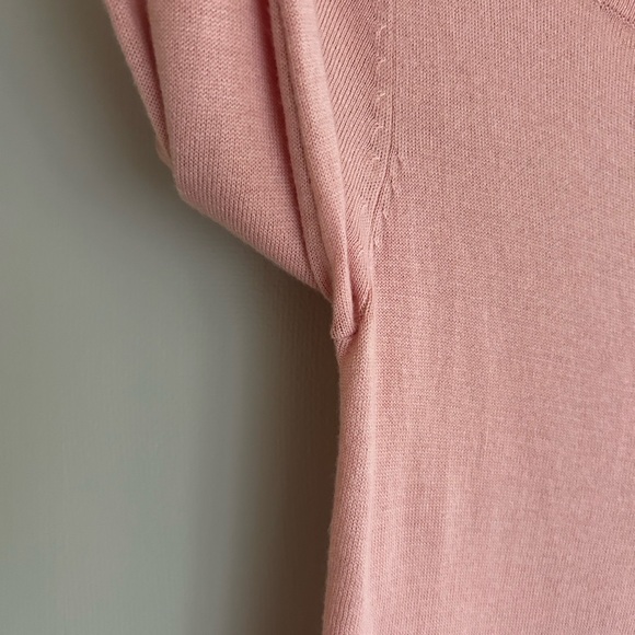 NWT CHELSEA & THEODORE Cashmere Blend Pink Asymmetrical Cutout Cozy Sweater | XS - Picture 7 of 14